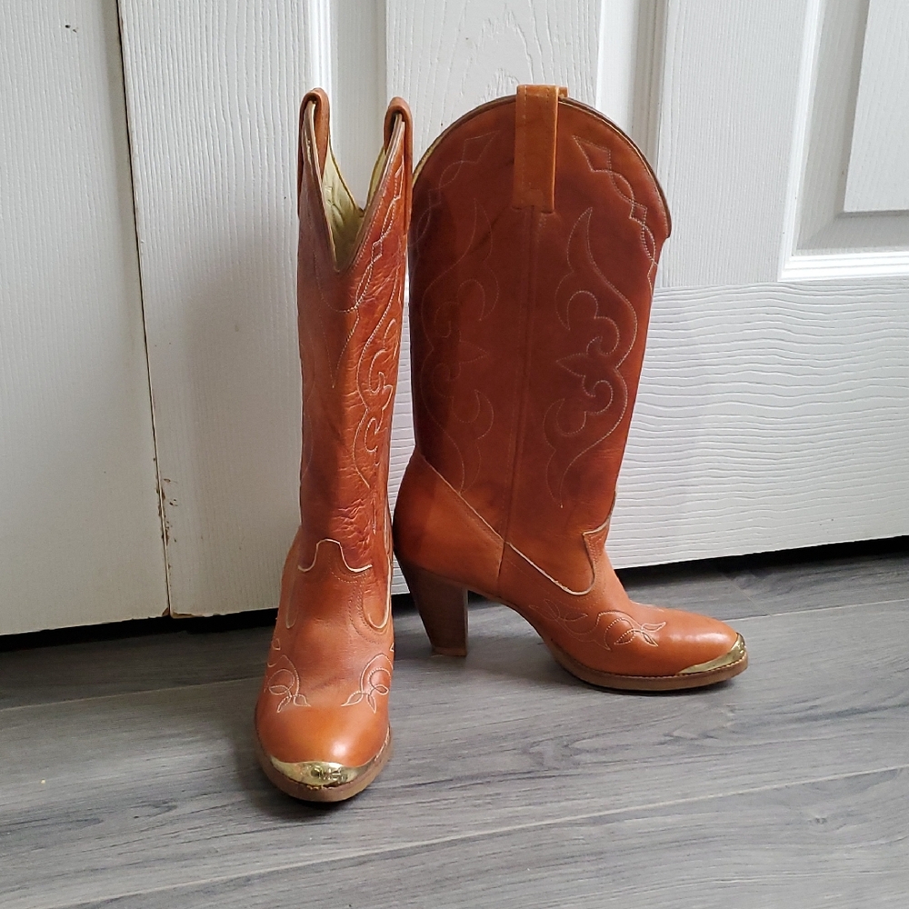 ACME Brown Heeled Western Boots